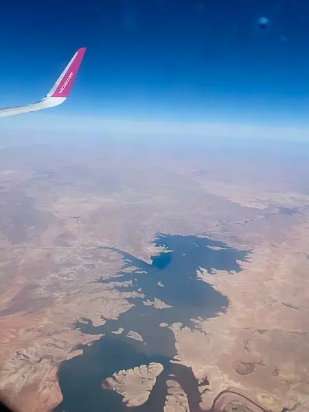 Widok z samolotu przed lądowaniem w Marakeszu.