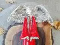 Anioł Clara - czerwony -  40 x 28 cm figurka dekoracyjna gipsowa