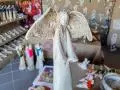 Anioł Clara - beżowy -  40 x 28 cm figurka dekoracyjna gipsowa