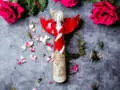 Anioł Celine - czerwony -  35 x 18 cm figurka dekoracyjna gipsowa