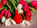 Aniołek z sercem - czerwony -  15 x 7.5 cm figurka dekoracyjna gipsowa