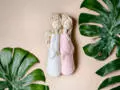 Anioł Apple & Ella - różowy -  18 x 10 cm figurka dekoracyjna gipsowa
