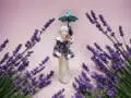 Anioł Konstancja - fiolet -  figurka dekoracyjna gipsowa 32 x 10 cm