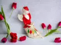 Aniołek Loretta - czerwony -  15 cm figurka dekoracyjna gipsowa