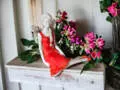 Aniołek Matilda  - pomarańcz ciemny -  15 cm figurka dekoracyjna gipsowa