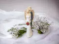Miłujące Anioły - biało szare -  37 x 12 cm figurka dekoracyjna gipsowa