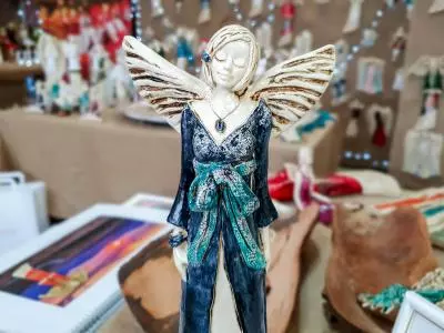 Anioł Lily - granat -  35 x 15 cm figurka dekoracyjna gipsowa