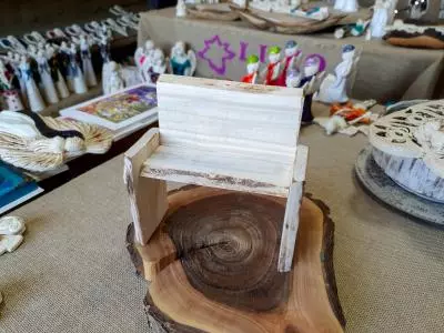 Ławeczka drewniana  -  ozdoba z drewna
