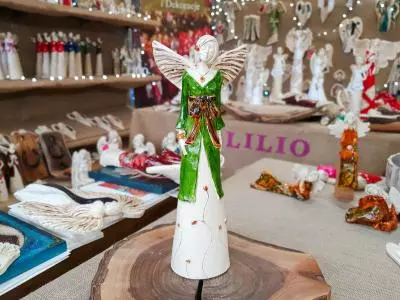 Anioł Lily - zielony brąz -  35 x 15 cm figurka dekoracyjna gipsowa