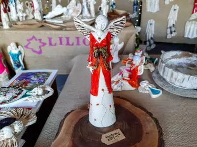 Anioł Lily - pomarańcz -  35 x 15 cm figurka dekoracyjna gipsowa