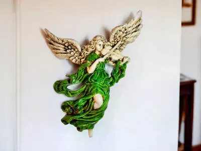 Anioł ze Skrzypcami - zielony -  25 x 33 cm figurka dekoracyjna gipsowa