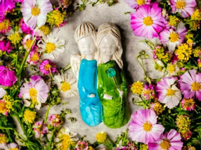 Anioł Apple & Ella - turkus zielony -  18 x 10 cm figurka dekoracyjna gipsowa