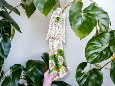 Anioł Genesis - zielony -  55 x 20 cm figurka dekoracyjna gipsowa