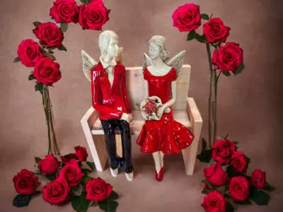 Anioły Para - czerwone -  20 x 9 cm figurka dekoracyjna gipsowa