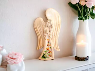 Anioł Gaja Art Flower -  30 x 17 cm figurka dekoracyjna gipsowa