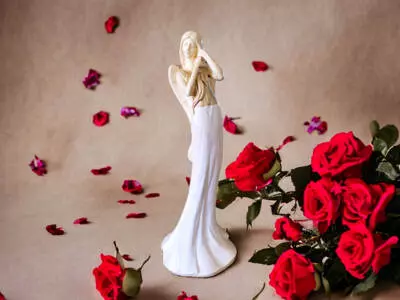 Anioł Elise Art - biały -  35 x 15 cm figurka dekoracyjna gipsowa