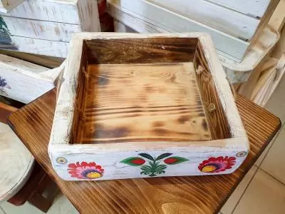Pudełko drewniane C - motywy ludowe -  24 x 23 x 8 cm ozdoba z drewna