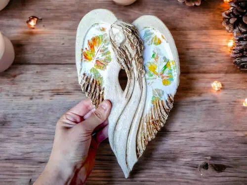 Anioł Cynthia Art Leaf -  30 x 17 cm figurka dekoracyjna gipsowa