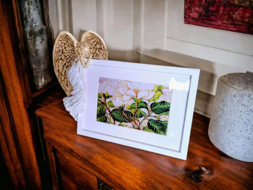 Andrea + Ramka Prosta - biała lewa -  19 x 11 cm figurka dekoracyjna gipsowa