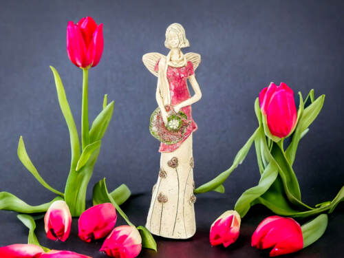 Anioł Sunday Rose - różowy -  32 x 15 cm figurka dekoracyjna gipsowa