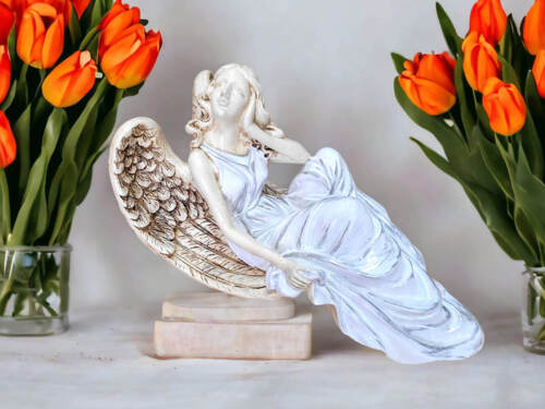 Anioł od Św. Rity - biały srebro -  47 x 25 cm figurka dekoracyjna gipsowa
