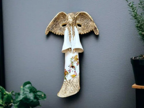 Anioł Clara Art Leaf - biała -  40 x 28 cm figurka dekoracyjna gipsowa