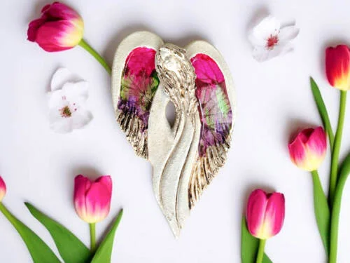 Anioł Cynthia Art Leaf -  30 x 17 cm figurka dekoracyjna gipsowa