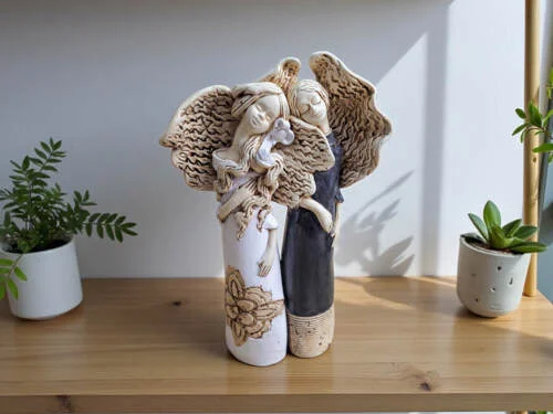 Anioł Nora & Ellie - biało szare -  27 x 14 cm figurka dekoracyjna gipsowa