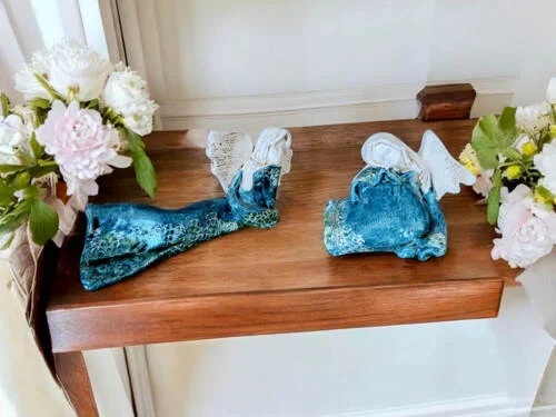 Dwa Turkusowe Anioły - komplet  -  figurka dekoracyjna gipsowa
