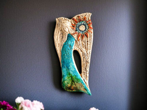Anioł Xenylla Art - turkus -  figurka dekoracyjna gipsowa 31 x 16 cm