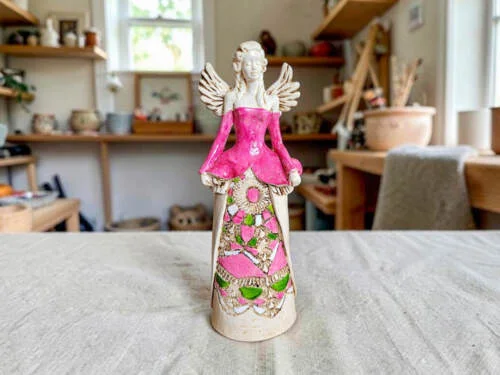 Anioł Anna - różowy -  35 x 15 cm figurka dekoracyjna gipsowa