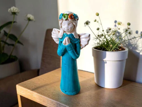 Aniołek Eva - turkus -  15 cm figurka dekoracyjna gipsowa