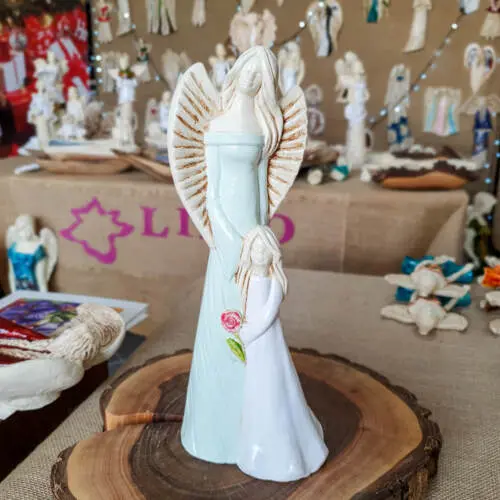 Anioł Hannah & Evelyn - seledyn biały -  32 x 15 cm figurka dekoracyjna gipsowa