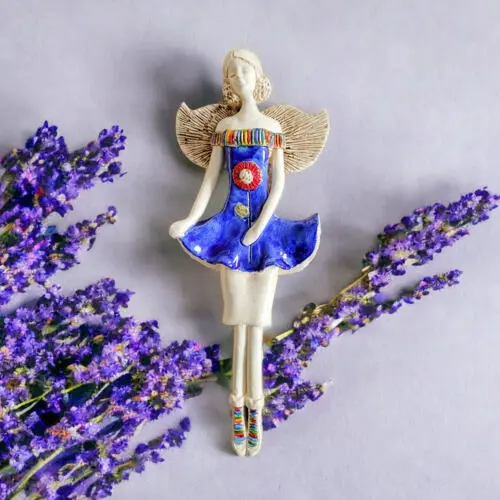Anioł Theresa - niebieski -  30 x 14 cm figurka dekoracyjna gipsowa