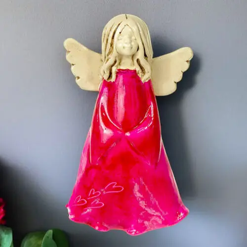 Anioł Monica - różowy -  18 x 10 cm figurka dekoracyjna gipsowa