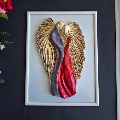 Zakochane Anioły + ramka - wiszące czerwone -  35 x 21 cm figurka dekoracyjna gipsowa