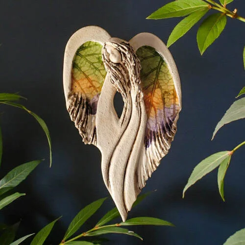 Anioł Cynthia Art Leaf -  30 x 17 cm figurka dekoracyjna gipsowa