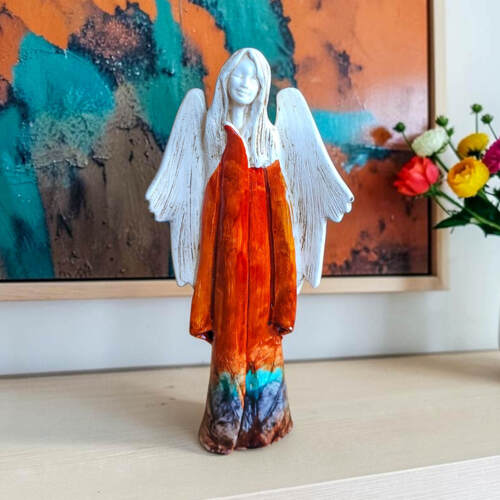 Anioł Julia Art - pomarańcz - 27 x 14 cm figurka dekoracyjna gipsowa