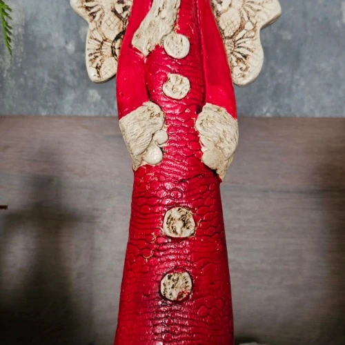 Anioł Bieszczadzki - czerwony -  30 x 14 cm figurka dekoracyjna gipsowa