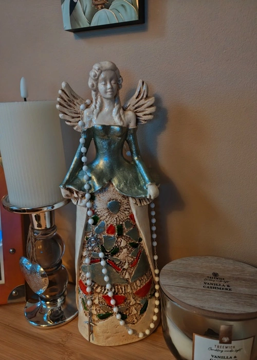 Anioł Anna - miętowy -  35 x 15 cm figurka dekoracyjna gipsowa