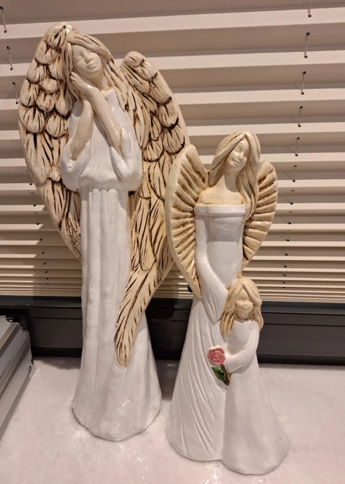 Anioł Gabriel - biały -  40 x 18 cm figurka dekoracyjna gipsowa