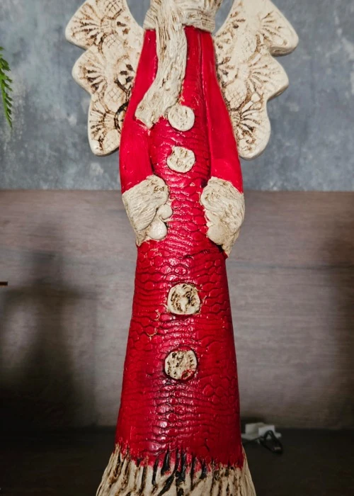 Anioł Bieszczadzki - czerwony -  30 x 14 cm figurka dekoracyjna gipsowa