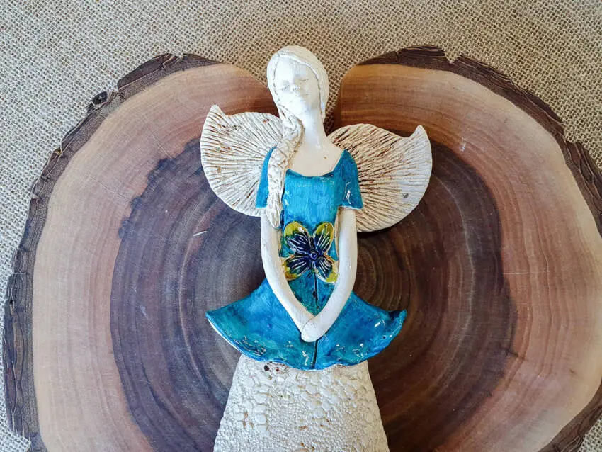 Anioł Abigail - turkus -  30 x 14 cm figurka dekoracyjna gipsowa